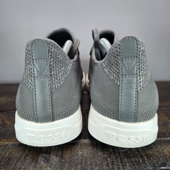 Vessi Weekend Sneaker Mens Size 11 Waterproof Shoes Sneakers Concrete Gray White - Picture 4 of 13